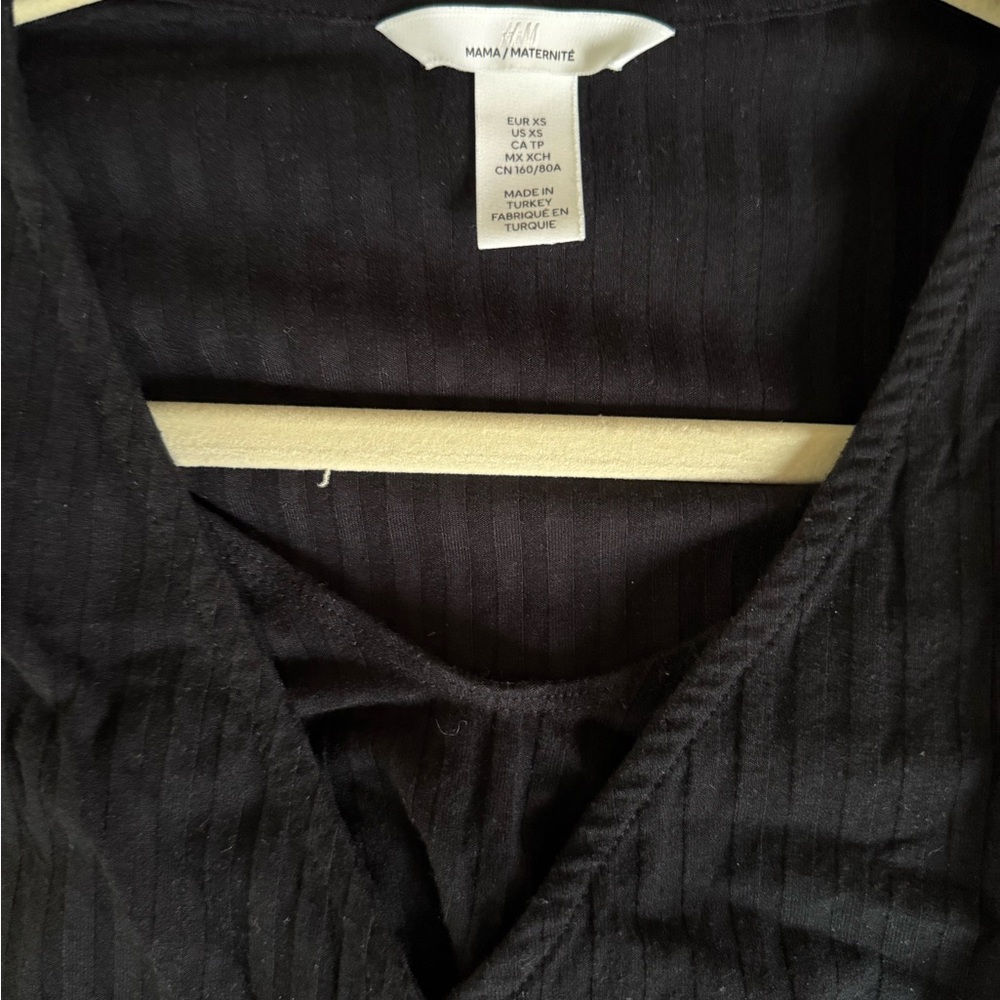 H&M Black Ribbed Wrap Maternity Nursing Dress, like new